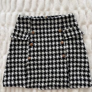 Francesca's Collections Black & White Houndstooth Double-Breasted Mini Skirt